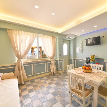 Belgodere Di Mezzavia B&B 라코아메노