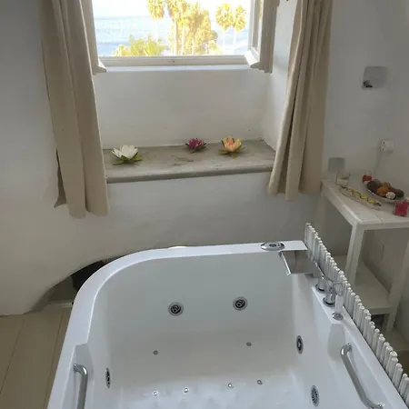 B&B Belgodere Di Mezzavia 4*