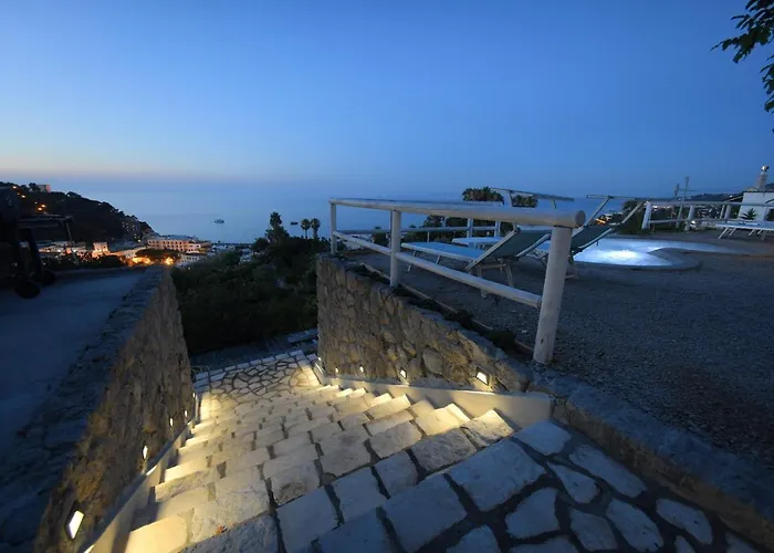 Belgodere Di Mezzavia Bed and breakfast